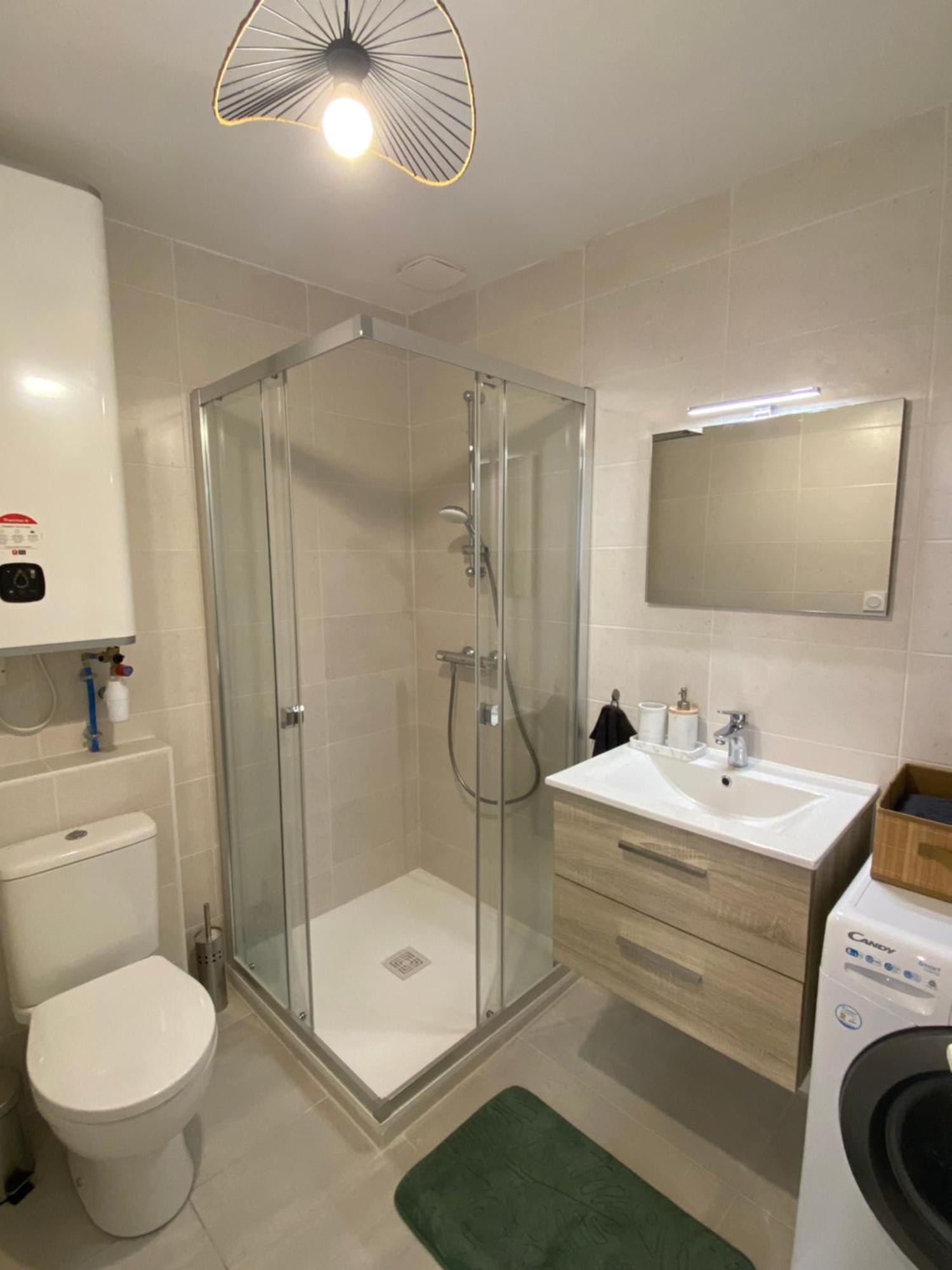 Appartement Proche Cnpe Et Pipa Saint-Denis-en-Bugey Екстер'єр фото